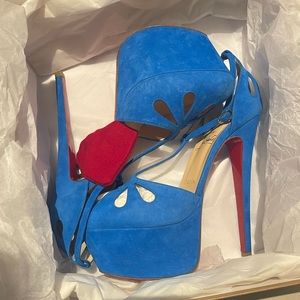 Christian Louboutin Pumps